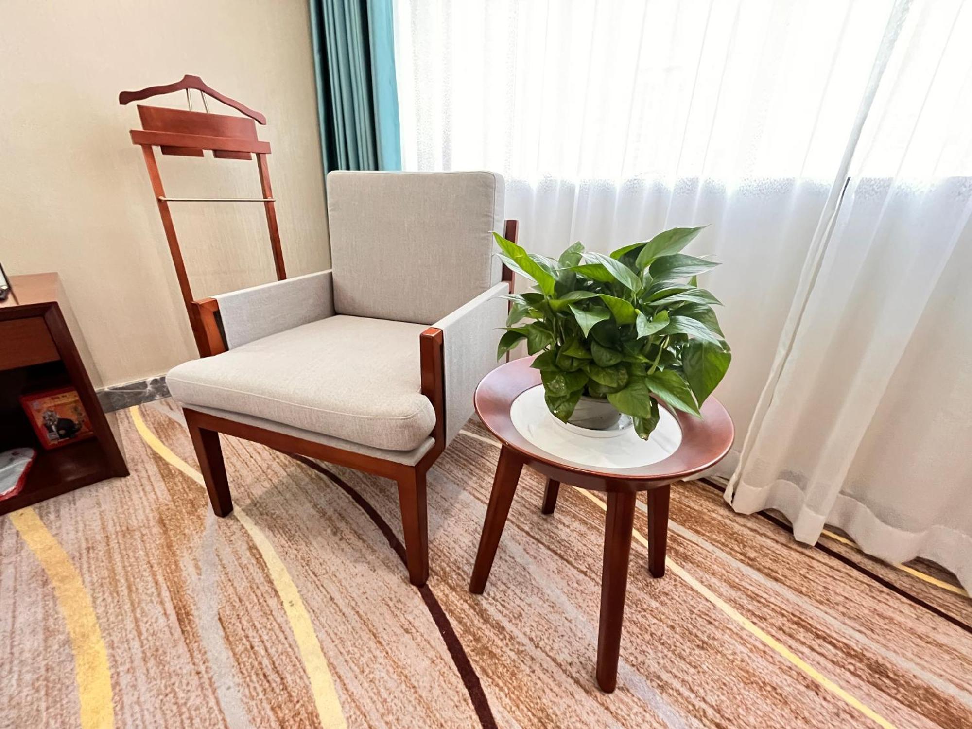 Skyline Plaza Hotel Kuangcsou Kültér fotó