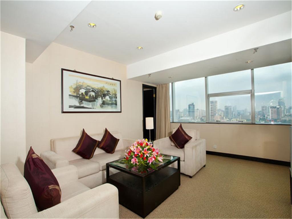 Skyline Plaza Hotel Kuangcsou Kültér fotó